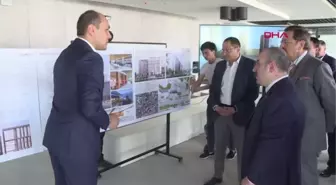 Bakan Varank ve Togg heyeti, Taşkent'te Özbek öğrencilerle buluştu