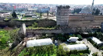 Silivrikapı'da bulunan surlarının yıkılan bölümü havadan görüntülendi