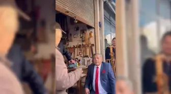 CHP Rize Milletvekili Adayı Tahsin Ocaklı'ya Kemençe Ustasından Türkü: 'Kemençemun Telini Kesup Ekleyeyim Mi, 20 Sene Bekledum Daha Bekleyeyim Mi?'