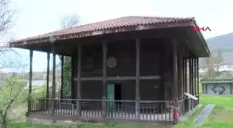 4 ASIRLIK AHŞAP CAMİDEKİ 5.19'U GÖSTEREN SAATİN SIRRI ÇÖZÜLEMEDİ