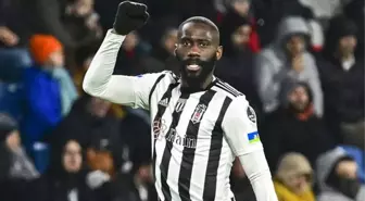 Son Dakika: Beşiktaş'tan yeni sezonun ilk transferi! Masuaku'nun bonservisi resmen alındı