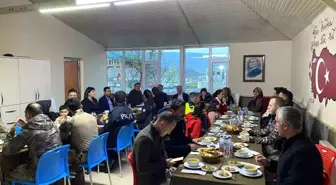 Kağızman'da polis ve depremzede aileler iftarda buluştu