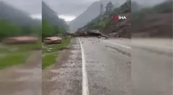 Adana'da 4 öğretmene mezar olan bölgede yine heyelan yaşandı