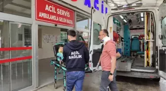 Adana'da 2 otomobil çarpıştı: 1 ölü, 2 yaralı