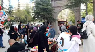 Konya'da mezarlıklarda bayram yoğunluğu