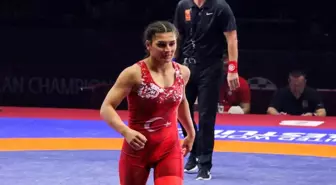 Nesrin Baş'tan bronz madalya