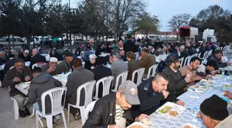 Tepebaşı Belediye Başkanı Ataç, Alpulular ile İftarda Bir Araya Geldi