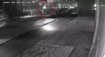 Rus uçağı Rusya'yı bombaladı! Evler ve arabalar hasar aldı, yaralılar var