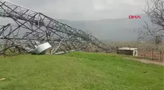 SİİRT'TE SAĞANAK VE RÜZGAR; SERALAR ZARAR GÖRDÜ, BAZ İSTASYONU DİREĞİ DEVRİLDİ