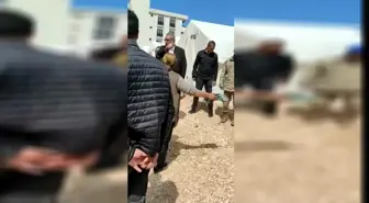 Pazarcık Belediye Başkanı Yılmazcan'dan Depremzedenin 'Neredeydiniz?' Tepkisine Karşılık: 'Benim Getirttiğim Çadırlarda Kalıyorsun. O Zaman Çadırda...