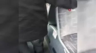 Metrobüs arızalanınca vatandaşlar yürümek zorunda kaldı