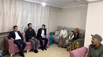 Öz Sağlık İş Sendikası, depremde hayatını kaybedenlerin ailelerine ziyarette bulundu