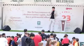 RAMAZAN BAYRAMI ETKİNLİKLERİNDE YÜZLERCE ÇOCUĞA OYUNCAK DAĞITILDI