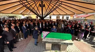 Kılıçdaroğlu'nun halası son yolculuğuna uğurlandı