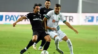 Altay'da kaptan kulübede