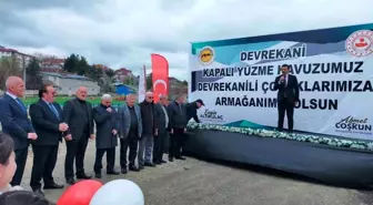 Devrekani'de kapalı yüzme havuzunun temeli dualarla atıldı