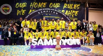 Fenerbahçe Kadın Basketbol Takımı'ndan çifte şampiyonluk