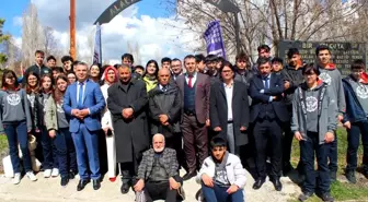 Süheyla Sıtkı Alp Özel Fen ve Anadolu Lisesi öğrencilerinden alaca şehitliğine ziyaret