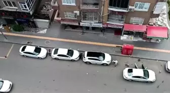 Diyarbakır'da bacağından yaralan şüpheli elinde tabancasıyla bekledi