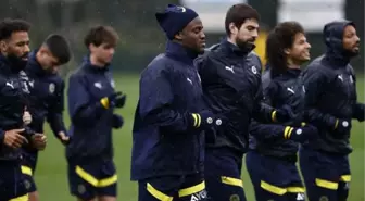 Fenerbahçe, Demir Grup Sivasspor maçı için antrenman yaptı