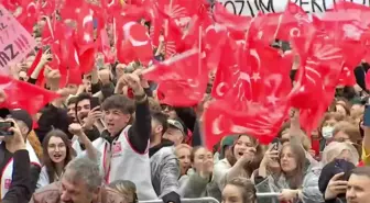 Mansur Yavaş'tan Bakan Bozdağ'a: 'Biz O İşgal Altındaki Belediyeden Ankara'yı Kurtardığımız İçin Sabah Hacı Bayram'da Şükür Namazı Kıldık, Bismillah...