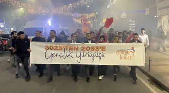 İstanbul'da AK Parti milletvekili adaylarıyla birlikte yüzlerce vatandaştan 2023'ten 2053 yürüyüşü