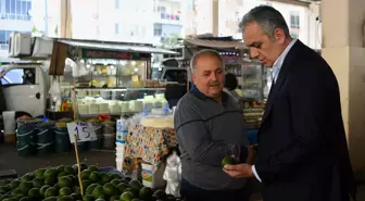 Konyaaltı Belediye Başkanı Semih Esen, Pazarcı Esnafının Sorunlarını Dinledi