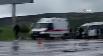 Tokatta minibüs ile otomobil çarpışması: 1 ölü 6 yaralı