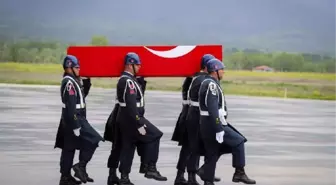 Şehit Jandarma Astsubay Üstçavuş Mehmet Gündüz'ün cenazesi Tokat'a getirildi