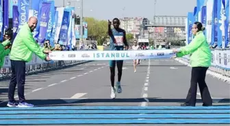 18. İstanbul Yarı Maratonu'nda Kenyalı Daniel Simiu Ebenyo 1. oldu