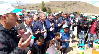 Develi Bölgesinde Şeker Pancarı Tohumları Toprakla Buluşmaya Başladı