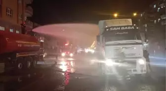Mardin'de Akaryakıt Yüklü Tankerde Yangın Çıktı
