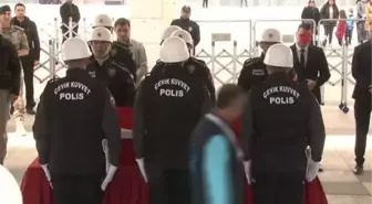 Şehit polis memuru Özgür Barçın, Ankara'da son yolculuğuna uğurlandı