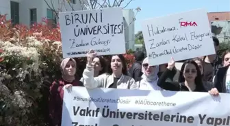 Zam protestosu: Vakıf üniversitesi öğrencileri eylem yaptı