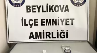 Beylikova'da 2 şahıs uyuşturucu maddeyle yakalandı