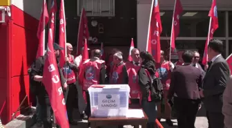 Büro-İş Sendikası Üyeleri 'Geçim Sandığı' Kurarak AKP İktidarını Protesto Etti