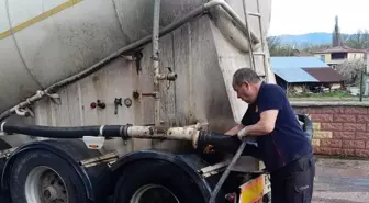 Seyir halindeki beton tankerinde çıkan yangın söndürüldü