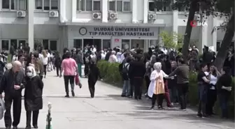 Sağlık çalışanları Profesör Biçer'e yapılan silahlı saldırıyı kınadı