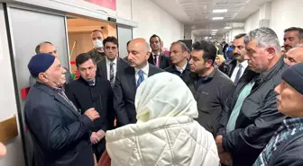 Bakan Karaismailoğlu'ndan belediye otobüsü kazasında yaralanan şahıslara 'Geçmiş olsun' ziyareti