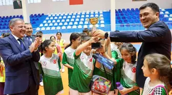 Hacılar Kapalı Spor Salonu ilk etkinliğe ev sahipliği yaptı