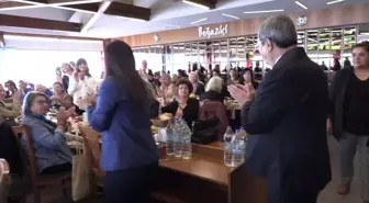 Konak Belediye Başkanı Batur, Kadın Kuruluşlarının Temsilcilerine Seslendi: 'Bu Ülkeyi Karanlıktan Kurtarmamıza Destek Olun'