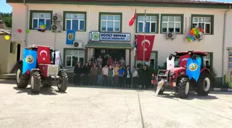 Osmaniye'de çiftçilere devlet destekli traktör
