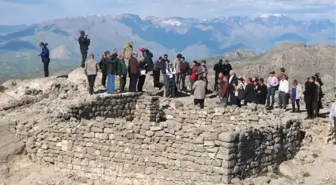 Süryaniler Şırnak'taki Kutsal Sefine Bölgesini Ziyaret Etti