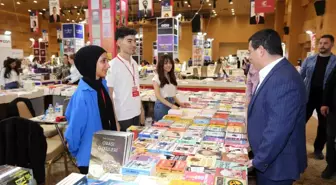 Tütüncü: 'Binlerce kitap Antalyalı okurları bekliyor'