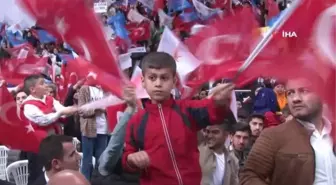 AK Parti'ye destek için binlerce Şanlıurfalı Bağcılar'da buluştu