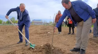 Dikilen fidanlardan elde edilen gelir öğrencilere burs olacak