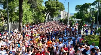 Dünyayı buluşturan Maraton İzmir'e Kenya ve Etiyopyalı atletler damga vurdu