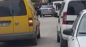 Sultangazi'de Trafik Kazası Sonrası Kavga: 2 Kişi Yaralandı