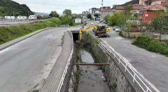 Karadeniz Ereğli Belediyesi Derelerde Temizlik Çalışması Başlattı