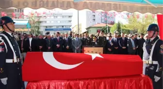 Isparta'da Şehit Jandarma Uzman Onbaşı Oğuzhan Kabayel Son Yolculuğuna Uğurlandı